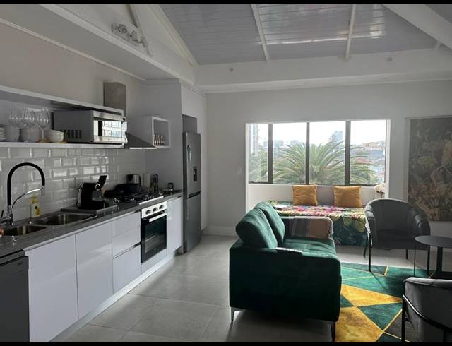 1 BEDROOM PROPERTY TO RENT IN SEA POINT